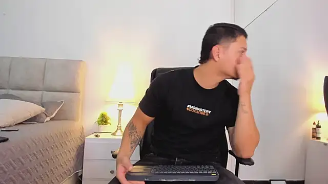 Chriss Diamond online show from 05.18.26
