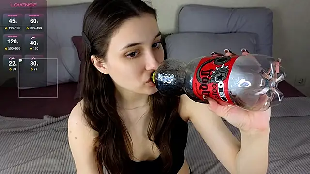 Annette ethereal online show from 05.04.26