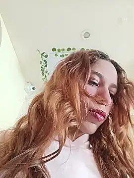Snapshot of ValerieWoodsl chatting on 05.18.26 ValerieWoodsl online show from 05.18.26