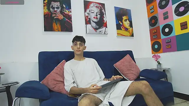 Snapshot of Martony_Storm chatting on 03.26.26 Martony Storm online show from 03.26.26