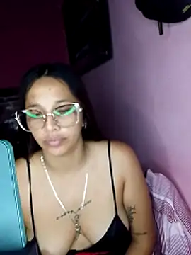 Snapshot of bambiycerecita chatting on 03.25.26 bambiycerecita online show from 03.25.26