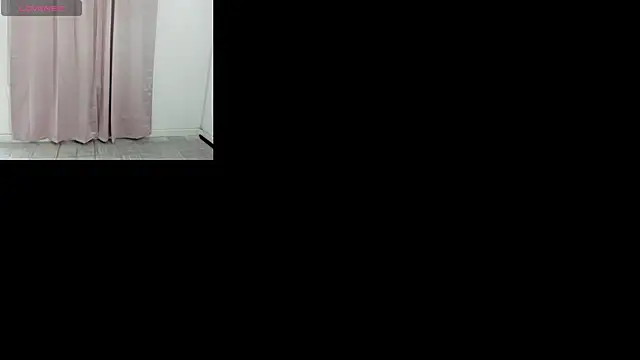 Snapshot of RebecaMartini chatting on 05.12.26 RebecaMartini online show from 05.12.26