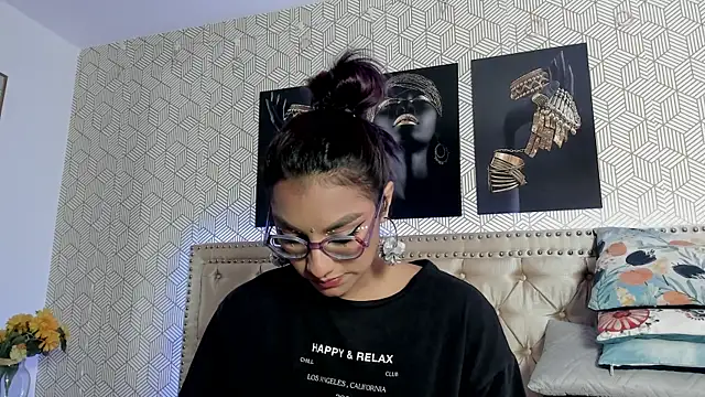 ValeAlvarez  online show from 04.07.26