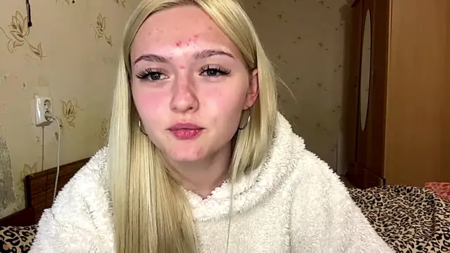 Sophia Blonde online show from 04.29.26