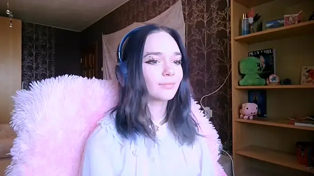 baby onface online show from 05.04.26
