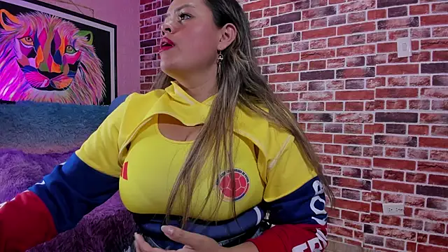 Miss Pecados online show from 06.17.26
