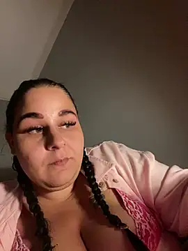 Snapshot of Szandra26 chatting on 07.20.26 Szandra26 online show from 07.20.26