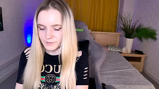 SherriButlers online show from 04.24.26