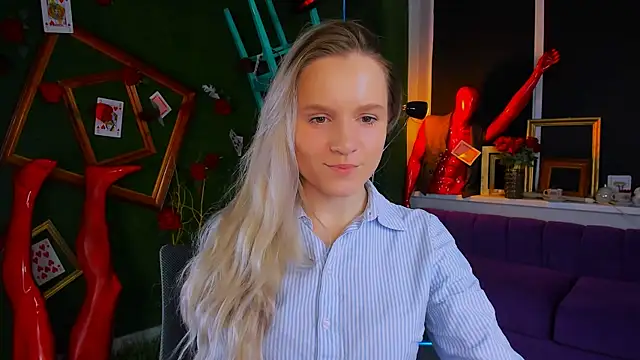 SherriButlers online show from 04.28.26