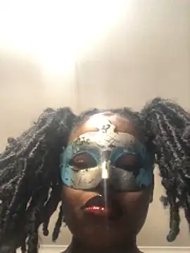 Snapshot of HornyMysteryx chatting on 03.29.26 HornyMysteryx online show from 03.29.26