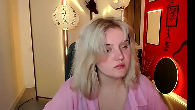 Snapshot of KathyBriggs chatting on 05.29.26 KathyBriggs online show from 05.29.26