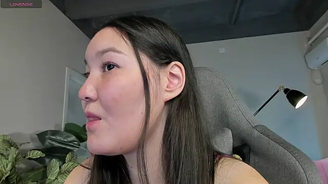 Snapshot of CamilaMartiez chatting on 07.07.26 CamilaMartiez online show from 07.07.26