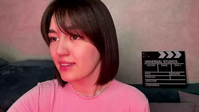 lilysolar online show from 05.10.26