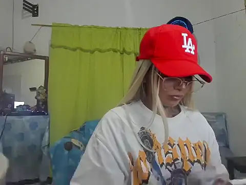 skinny tyffany online show from 05.27.26