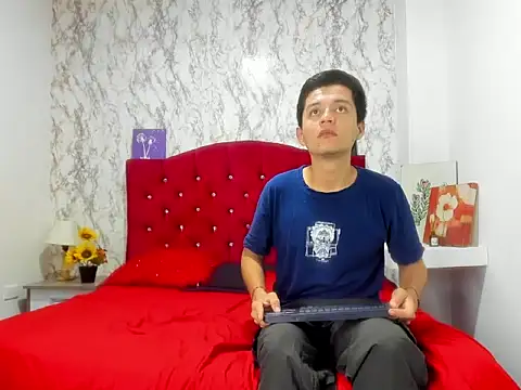 Alejandra and James  online show from 04.10.26