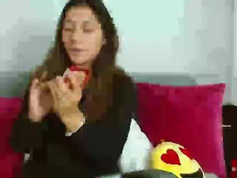 Violet Donell online show from 05.14.26