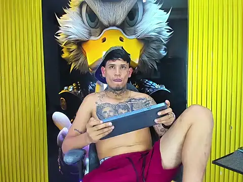 Snapshot of Winsord_Bigcock chatting on 03.26.26 Winsord Bigcock online show from 03.26.26