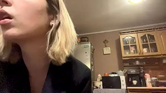 Snapshot of enchantedass chatting on 03.26.26 enchantedass online show from 03.26.26