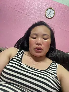 Snapshot of Anti-na chatting on 03.30.26 Anti-na online show from 03.30.26