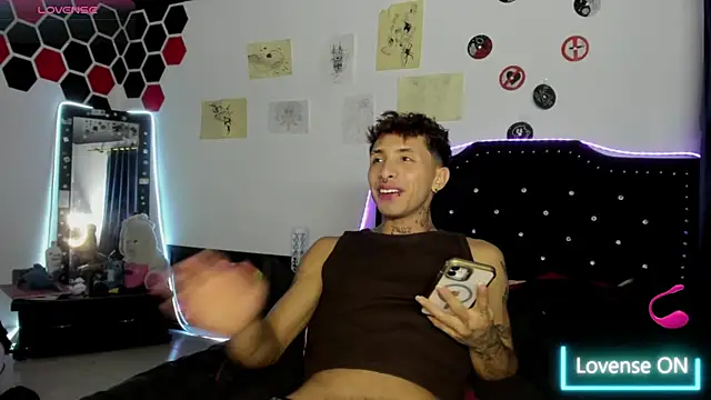 Snapshot of pol_mood chatting on 03.26.26 pol mood online show from 03.26.26