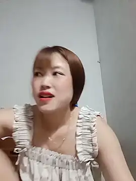 Snapshot of -Bitilu- chatting on 06.09.26 -Bitilu- online show from 06.09.26