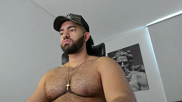 Snapshot of simonleon27 chatting on 06.16.26 simonleon27 online show from 06.16.26