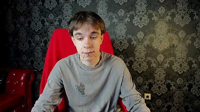 Snapshot of DaveBevy chatting on 04.20.26 DaveBevy online show from 04.20.26
