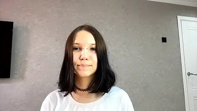 Snapshot of AmeliaMiotii chatting on 04.04.26 AmeliaMiotii online show from 04.04.26