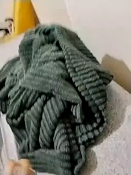 y2561 online show from 04.01.26