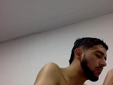 Snapshot of derek_smiith chatting on 03.29.26 derek smiith online show from 03.29.26