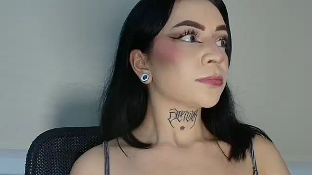 Snapshot of Kollontai chatting on 03.28.26 Kollontai online show from 03.28.26