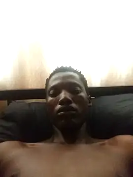 Snapshot of vas7 chatting on 03.29.26 vas7 online show from 03.29.26