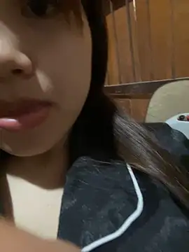 Snapshot of -Vaci- chatting on 03.29.26 -Vaci- online show from 03.29.26