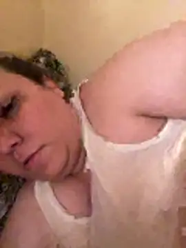 Snapshot of lina_sexy97 chatting on 03.28.26 lina sexy97 online show from 03.28.26