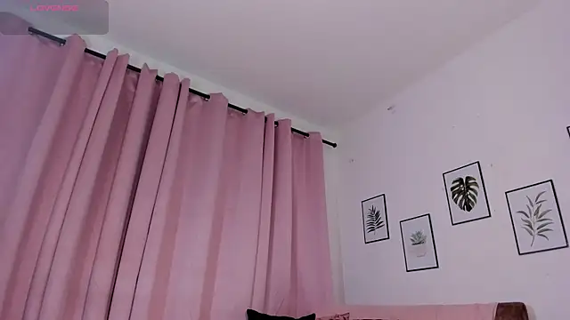 Amy Jhonnes online show from 07.02.26