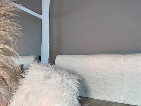 Zoee 8 online show from 06.20.26