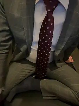 Snapshot of RYUICHI_1919 chatting on 04.11.26 RYUICHI 1919 online show from 04.11.26