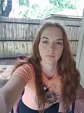 RoxyRedXO12 online show from 04.21.26