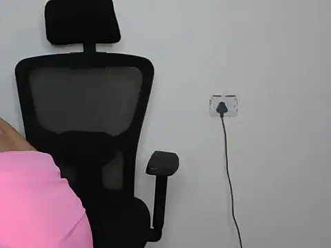 alyna1 online show from 05.02.26