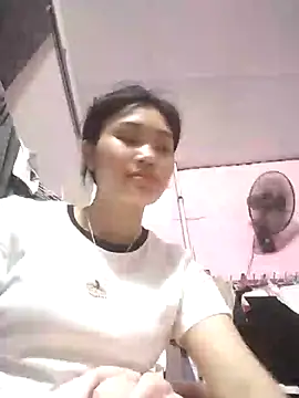 Snapshot of Saryloveparadise chatting on 03.28.26 Saryloveparadise online show from 03.28.26