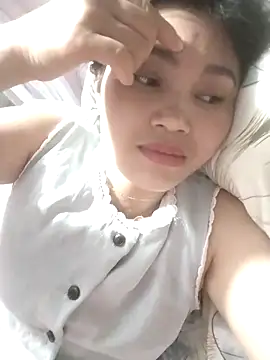 Saryloveparadise online show from 04.20.26