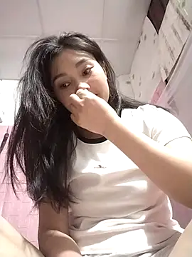 Saryloveparadise online show from 05.03.26