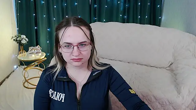 Bella Evansss1 online show from 03.29.26