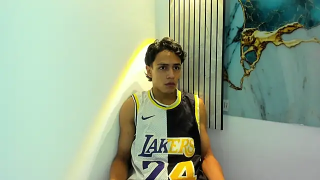 Snapshot of MILLER_SANZ chatting on 04.07.26 MILLER SANZ online show from 04.07.26