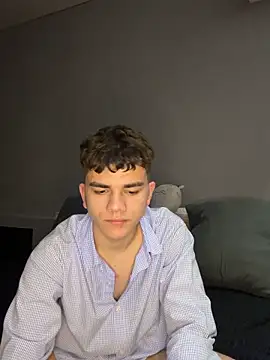 MaxWoolf online show from 04.30.26
