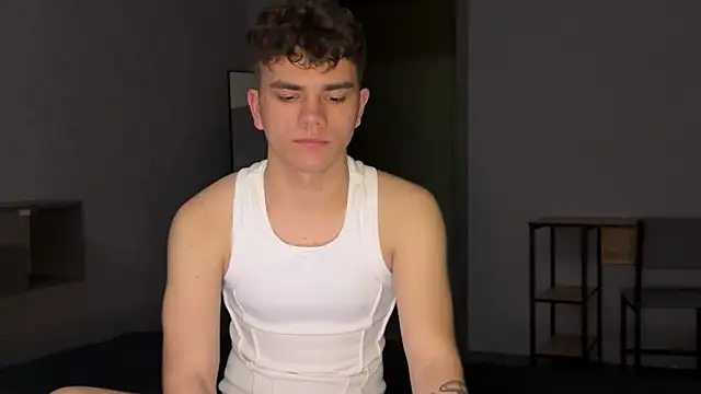MaxWoolf online show from 05.05.26
