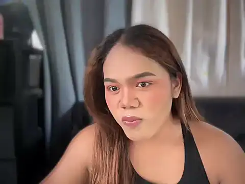 yourhotwild bella online show from 04.28.26