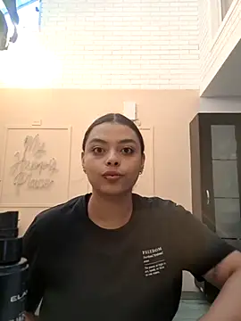 Snapshot of scarlett__2 chatting on 05.09.26 scarlett 2 online show from 05.09.26