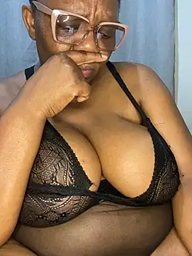 BoobsQueeen online show from 08.06.26