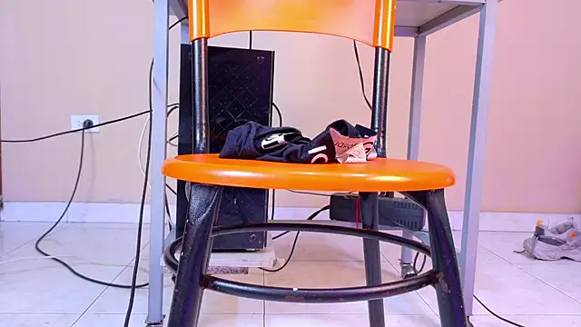 Axel saenzz online show from 05.06.26
